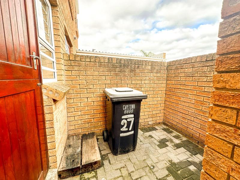 2 Bedroom Property for Sale in Protea Heights Western Cape